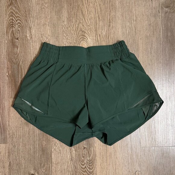 Lululemon Hotty Hot Shorts in Legacy Green size 6 - Picture 1 of 4
